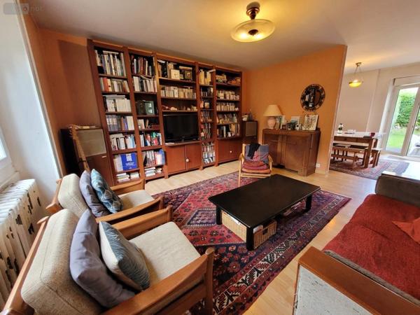 Maison à vendre à Rennes en Ille-et-Vilaine (35000), ref : 019/5238 JLLA   
RENNES-ST THERESE