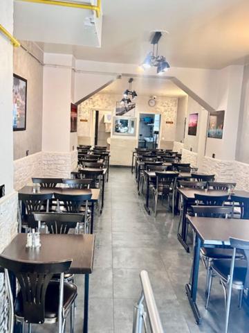 Fonds de commerce - Bail commercial - PARIS 19E - 409 000€