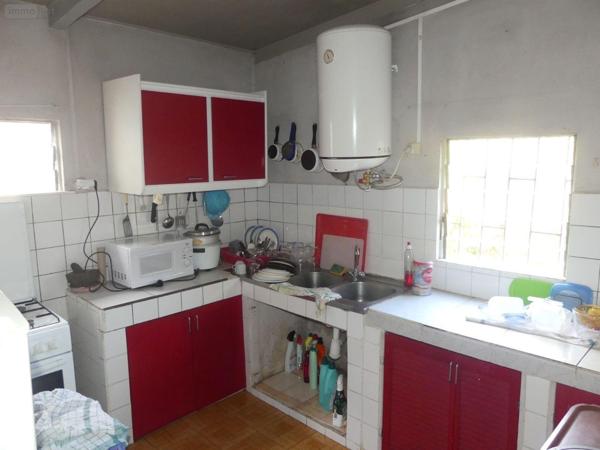 Maison à restaurer à vendre à La-Montagne à la Réunion (97417), ref : 97405/184
