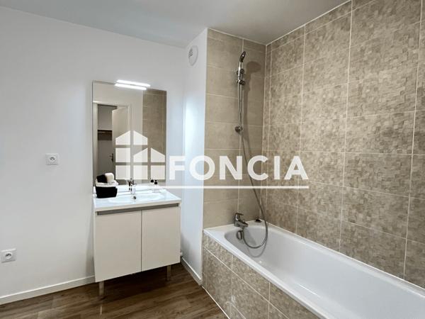 Location Appartement 3 pièces 66.58 m² - Lucé 28110