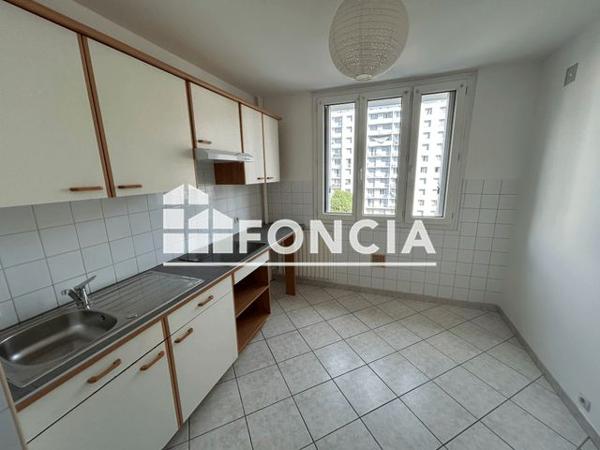 Location Appartement 2 pièces 40.19 m² - 5 ET 7 RUE GABRIEL DIDIER Echirolles 38130