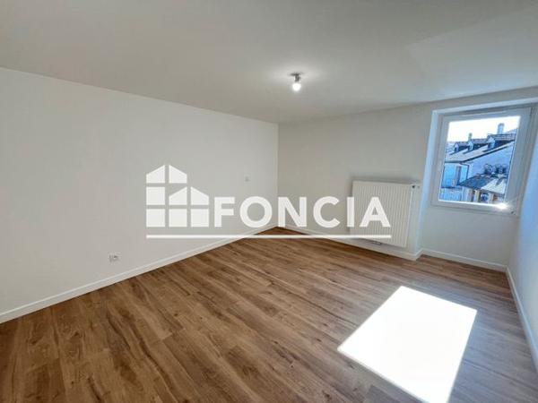 Location Maison 6 pièces 149.5 m² - 55 rue du Centre Excenevex 74140