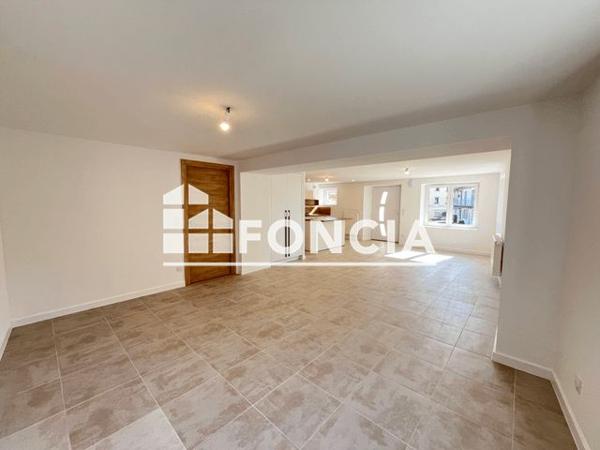 Location Maison 6 pièces 149.5 m² - 55 rue du Centre Excenevex 74140