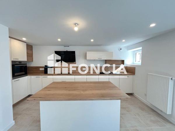 Location Maison 6 pièces 149.5 m² - 55 rue du Centre Excenevex 74140