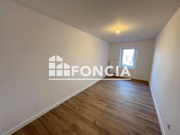 Location Maison 6 pièces 149.5 m² - 55 rue du Centre Excenevex 74140