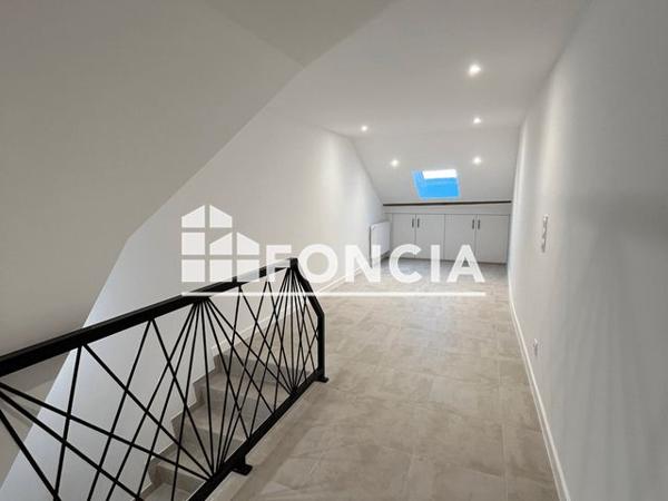 Location Maison 6 pièces 149.5 m² - 55 rue du Centre Excenevex 74140