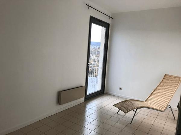 Appartement 5 pièces T5 F5 93 m² à Nancy RESIDENCE KLEBER 54000 à louer