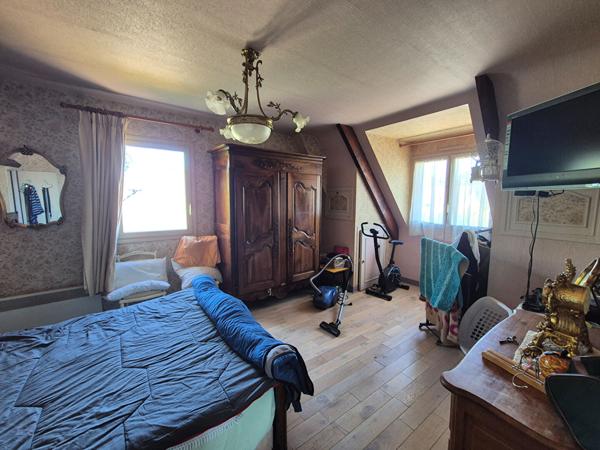 Maison d'architecte 6 pièces à vendre à Saint Avertin - Quartier résidentiel La Sagerie