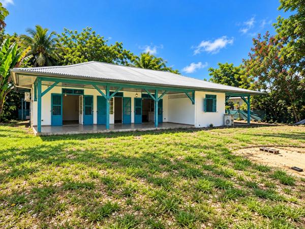 Maison à vendre 6 pièces  ()