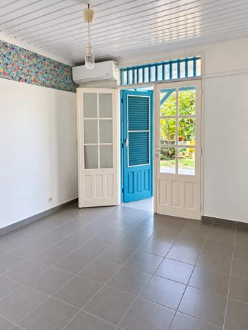 Maison à vendre 6 pièces  ()