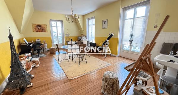 À vendre Maison 11 pièces 331.02 m² - Le Mans 72000