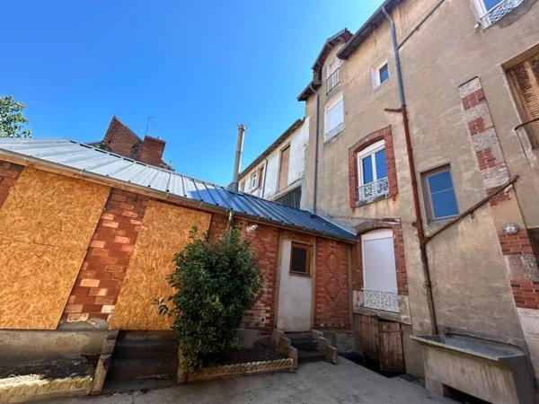 Immeuble à vendre à Vichy (03200)