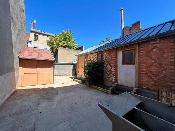 Immeuble à vendre à Vichy (03200)