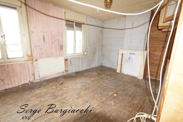 GROS POTENTIEL – 110 m² – 4 chambres – jardin + garage possible