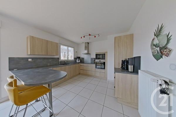 Maison à vendre  5 pièces - 98 m2 AUNEAU BLEURY ST SYMPHORIEN - 28