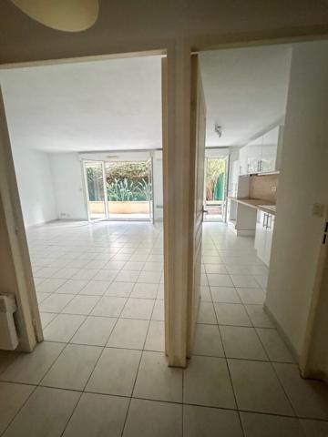 A VENDRE - 3 PIECES - NICE LIBERATION