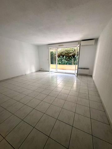 A VENDRE - 3 PIECES - NICE LIBERATION