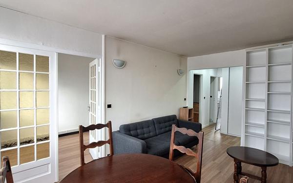 Appartement à louer    3 pièces • 52 m2 Drancy