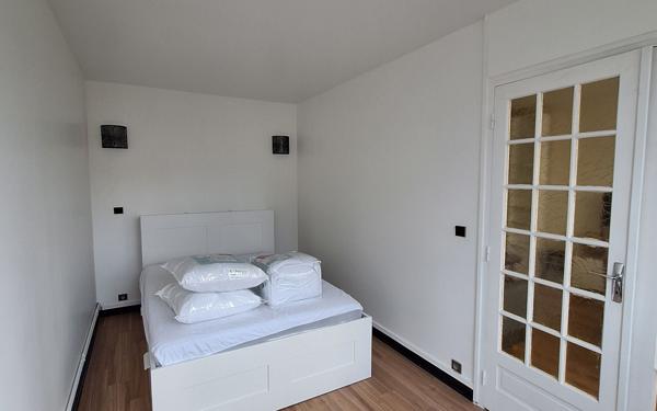 Appartement à louer    3 pièces • 52 m2 Drancy