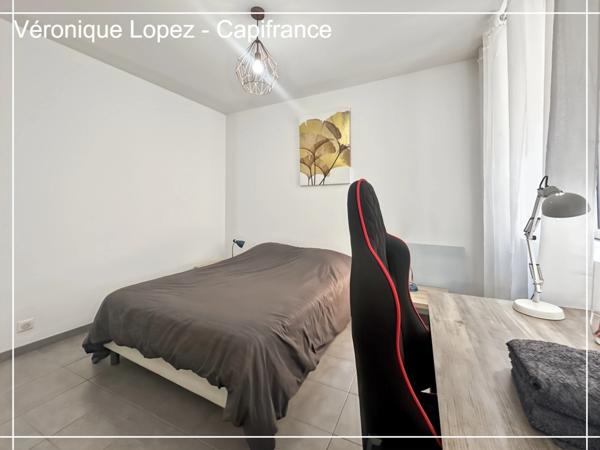 Agen, quartier des Jacobins / Mairie, maison de ville entièrement rénovée en 2020 de 112 m² habitables avec 4 chambres.