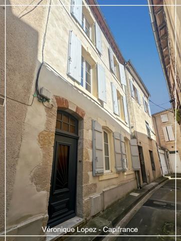 Agen, quartier des Jacobins / Mairie, maison de ville entièrement rénovée en 2020 de 112 m² habitables avec 4 chambres.