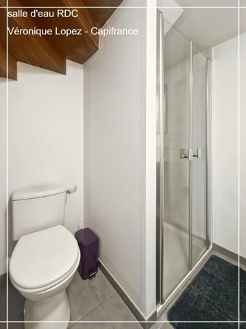 Agen, quartier des Jacobins / Mairie, maison de ville entièrement rénovée en 2020 de 112 m² habitables avec 4 chambres.