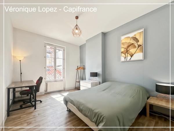 Agen, quartier des Jacobins / Mairie, maison de ville entièrement rénovée en 2020 de 112 m² habitables avec 4 chambres.