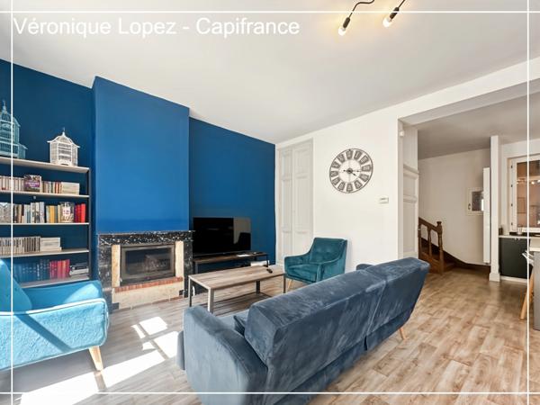 Agen, quartier des Jacobins / Mairie, maison de ville entièrement rénovée en 2020 de 112 m² habitables avec 4 chambres.