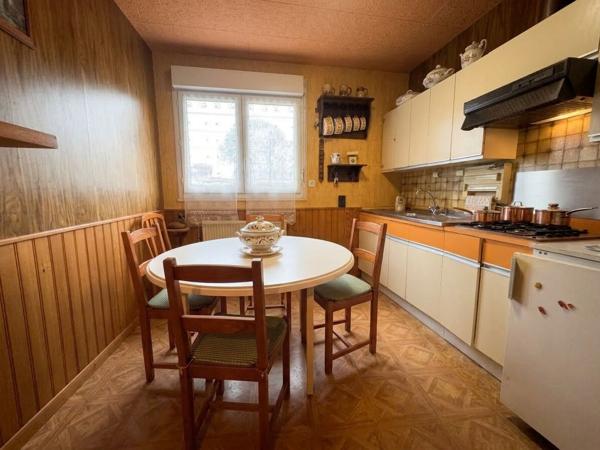 NIORT SAINT-FLORENT - MAISON FAMILIALE DE 122,5 m² SUR SOUS-SOL