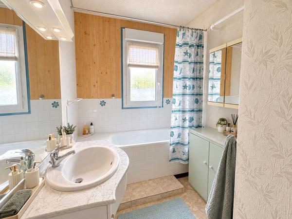 NIORT SAINT-FLORENT - MAISON FAMILIALE DE 122,5 m² SUR SOUS-SOL