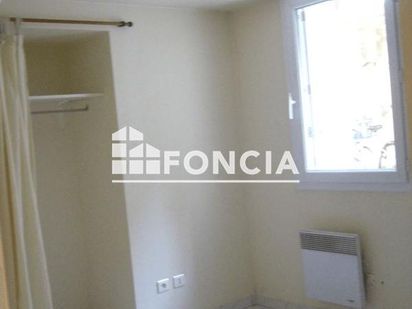 Location Appartement 2 pièces 26.7 m² - 18 RUE DE LA VIEILLE HORLOGE La Roche Sur Yon 85000