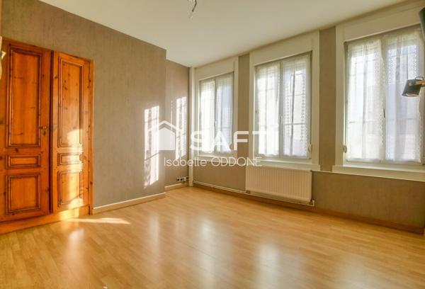 Maison T4 dans le quartier du petit pays sans extérieur