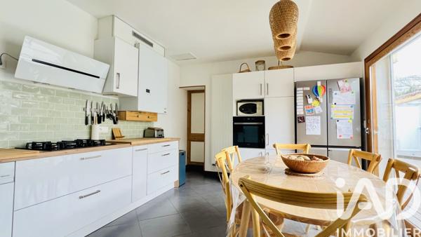 Maison à vendre 9 pièces 190 m² La Rochelle