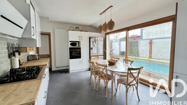 Maison à vendre 9 pièces 190 m² La Rochelle