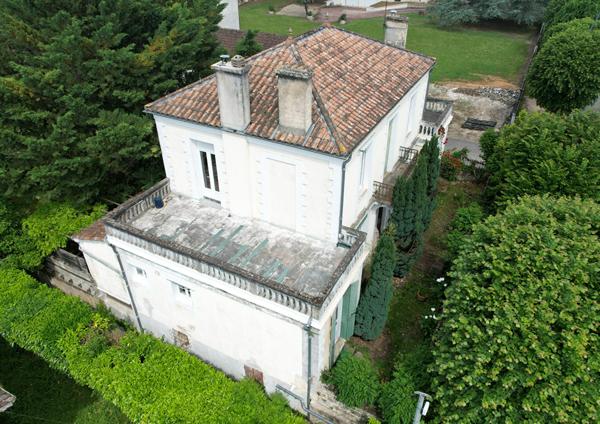 A vendre Maison à Nérac 7 pièces, 4 chambres avec jardin et sous sol