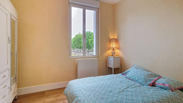 A vendre Maison à Nérac 7 pièces, 4 chambres avec jardin et sous sol