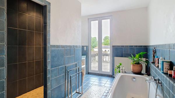 A vendre Maison à Nérac 7 pièces, 4 chambres avec jardin et sous sol