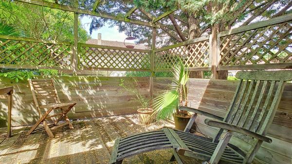 A vendre Maison à Nérac 7 pièces, 4 chambres avec jardin et sous sol