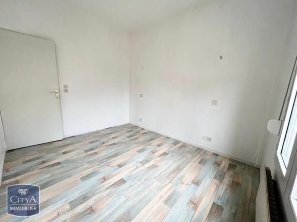 Appartement à louer 2 pièces 52.06m² Le Mans (72000)