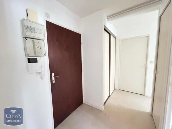Appartement à louer 2 pièces 52.06m² Le Mans (72000)