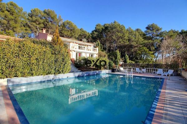 Villa - Proche Saint-Maximin-la-Sainte-Baume