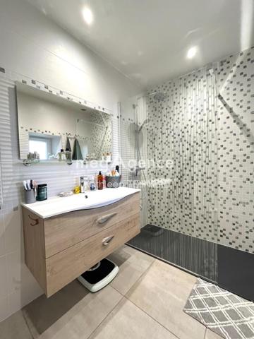 Maison à Villedieu-les-Poêles-Rouffigny, 50800 - 4 pièces 105m²