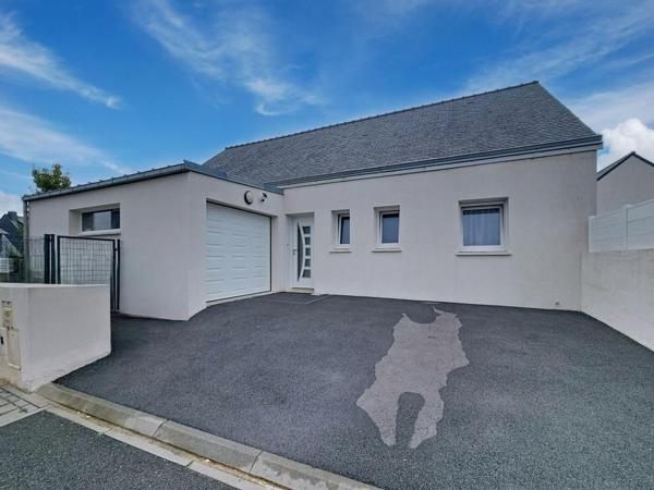 PORT-LOUIS : Maison de plain-pied avec 3 chambres et garage