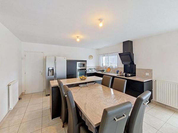 PORT-LOUIS : Maison de plain-pied avec 3 chambres et garage