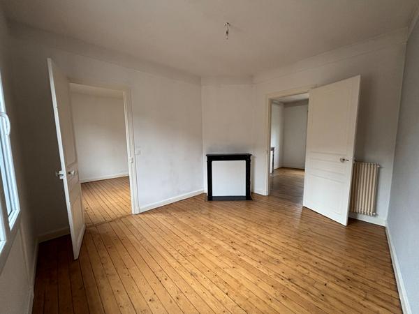 APPARTEMENT TYPE 3 NON MEUBLE - SECTEUR BARBATRE