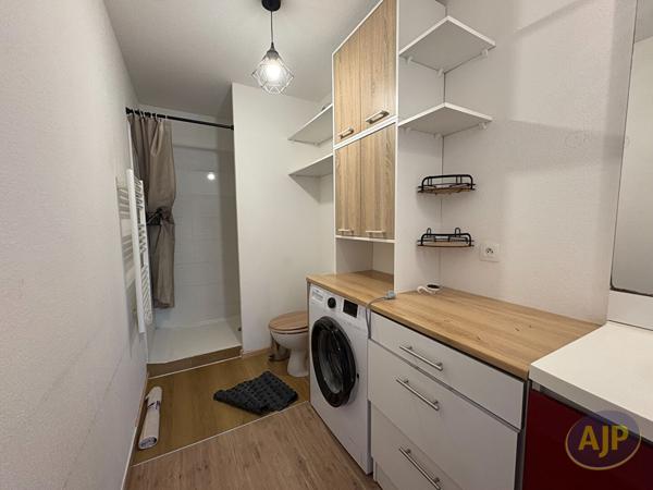 Appartement à louer Merignac : 2 pièces, 42m² avec 1 chambre(s) à 820€ - AJP Immobilier Bordeaux Saint-Augustin