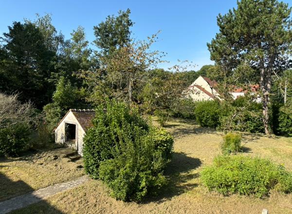 Maison briarde INVESTISSEMENT - A RENOVER - A DIVISER - A AIMER , 2973m² Terrain " A BATIR" - A DIVISER