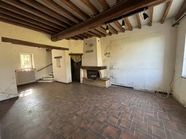 Maison briarde INVESTISSEMENT - A RENOVER - A DIVISER - A AIMER , 2973m² Terrain " A BATIR" - A DIVISER