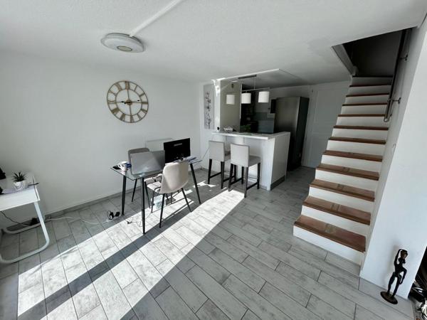 Appartement à COGOLIN, 83310 - 2 pièces 51m²