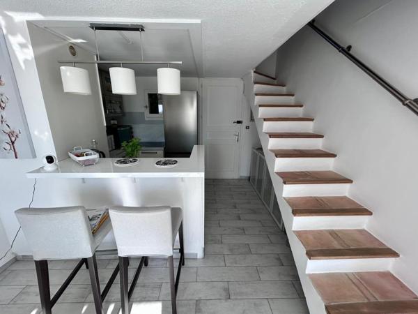 Appartement à COGOLIN, 83310 - 2 pièces 51m²